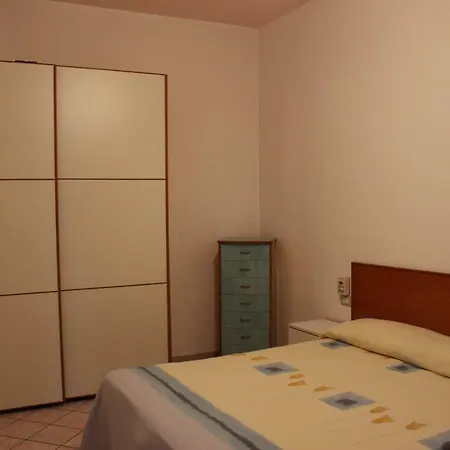 Glicine Bed & Breakfast *